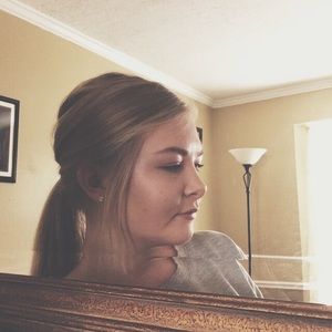 Meet your Posher, Annie